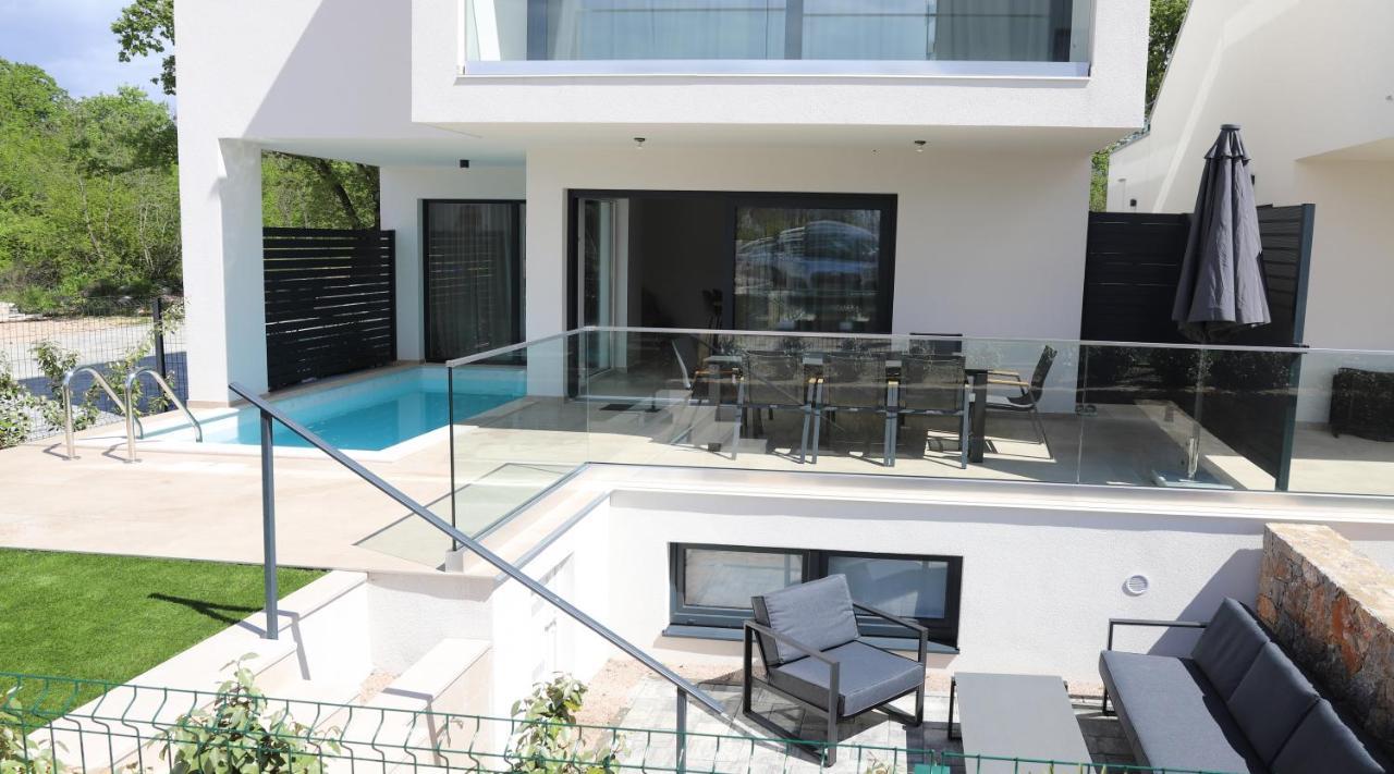 Brand New Apartment With Private Pool Njivice Esterno foto