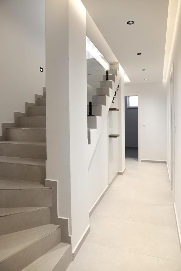 Brand New Apartment With Private Pool Njivice Esterno foto